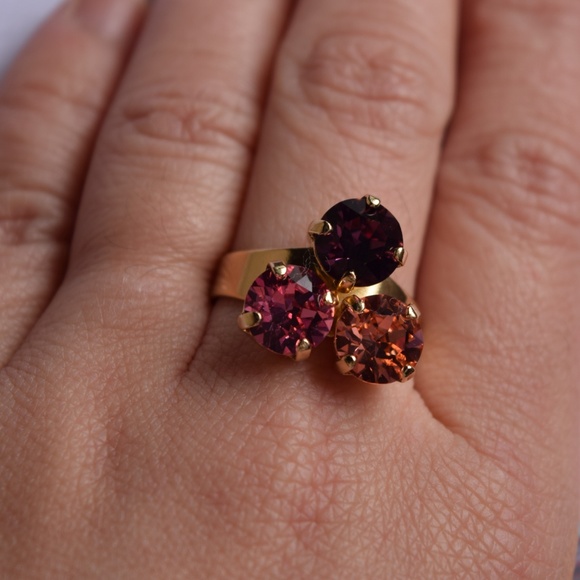 Swarovski Triangle Ring, Swarovski 3 Stones Ring, - Picture 7 of 7